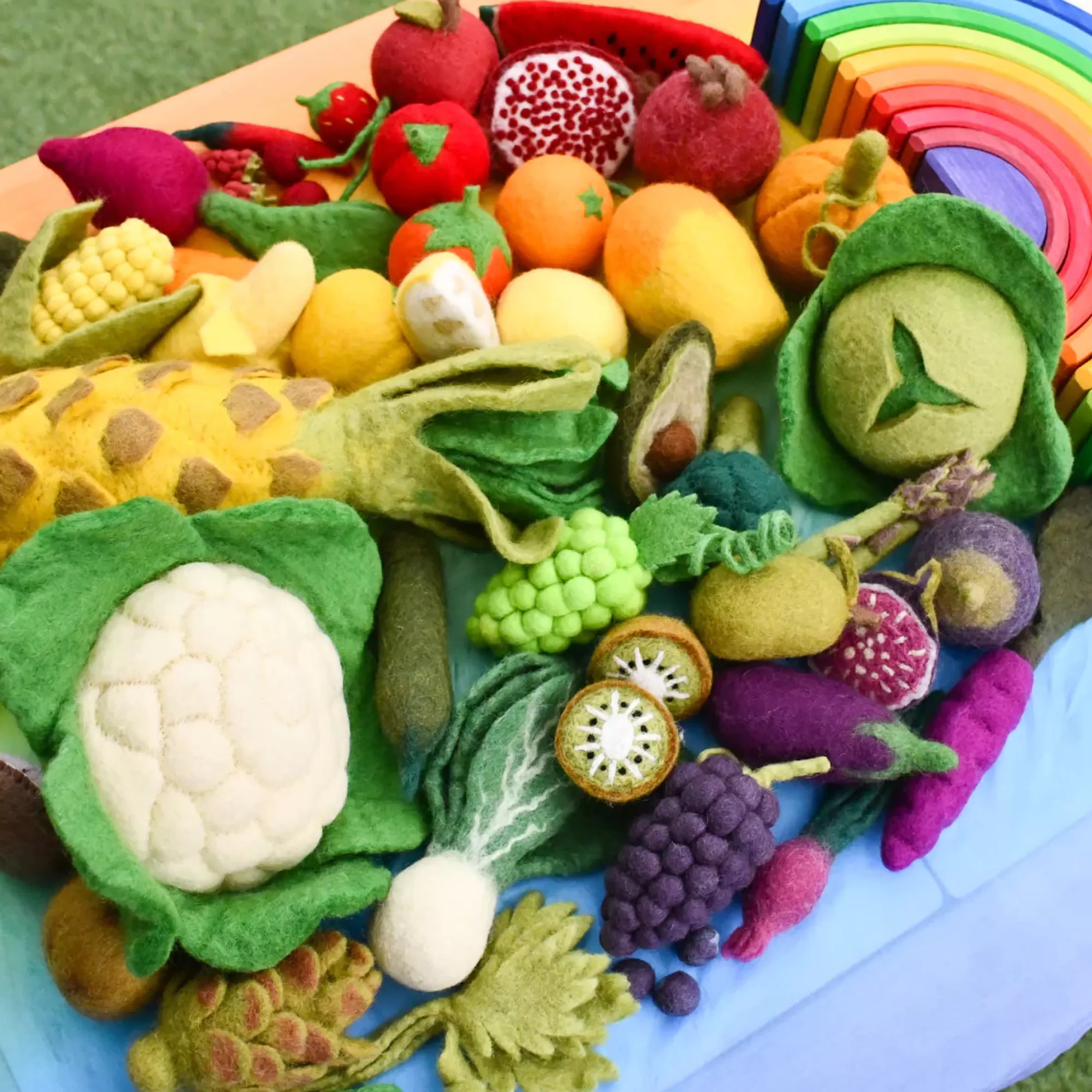 Tara Treasures Pretend Play-Felt Fruit & Vegetable Set - 11 Pieces