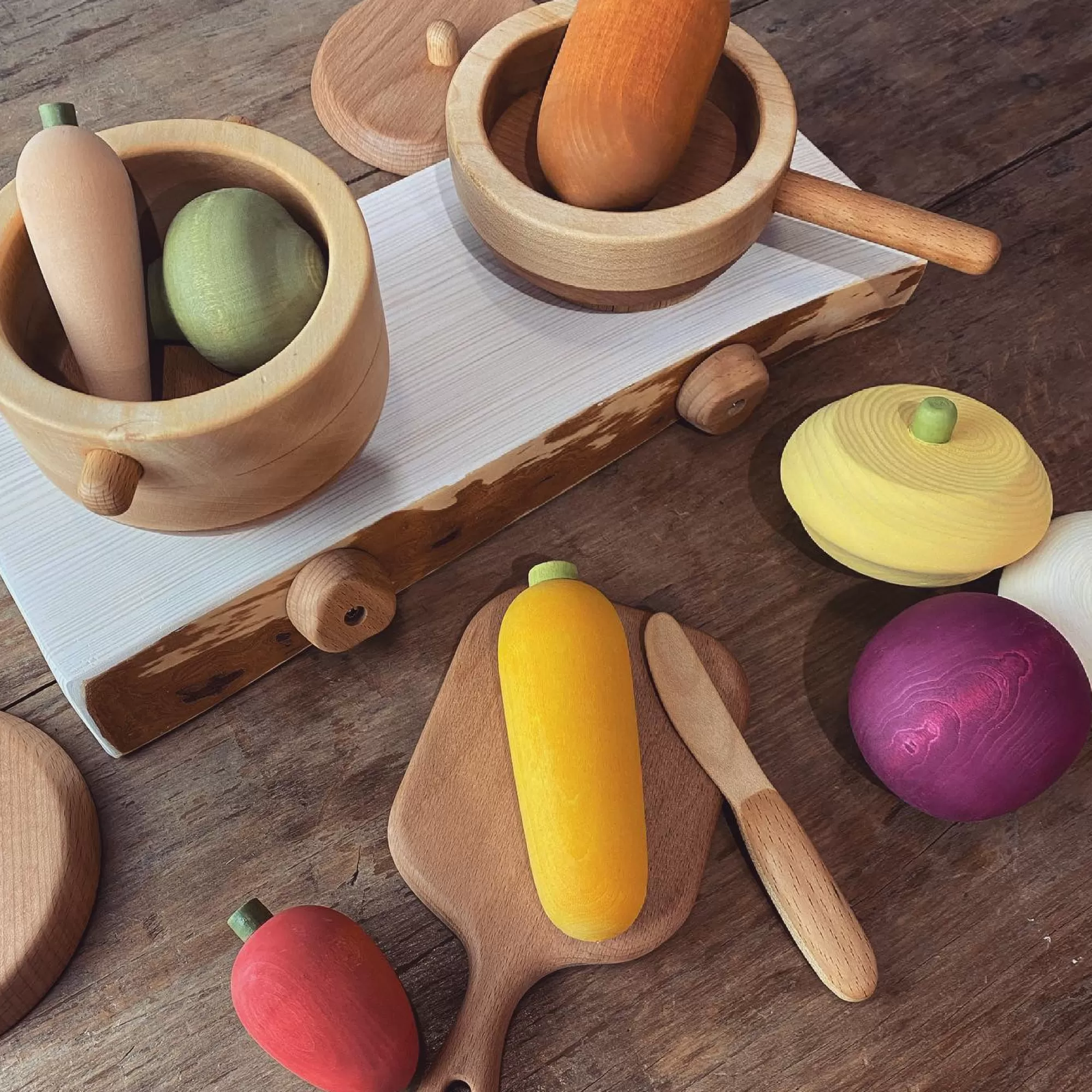 Vera The Neva Montessori Toys-Large Wooden Vegetable Set - 12Pcs