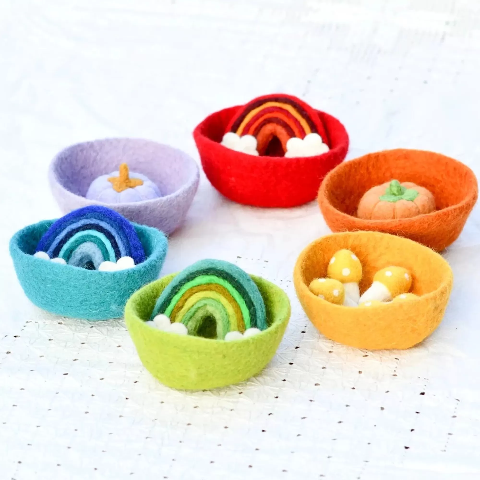 Tara Treasures Pretend Play-Small Felt Colourful Sorting Bowls - Set Of 6