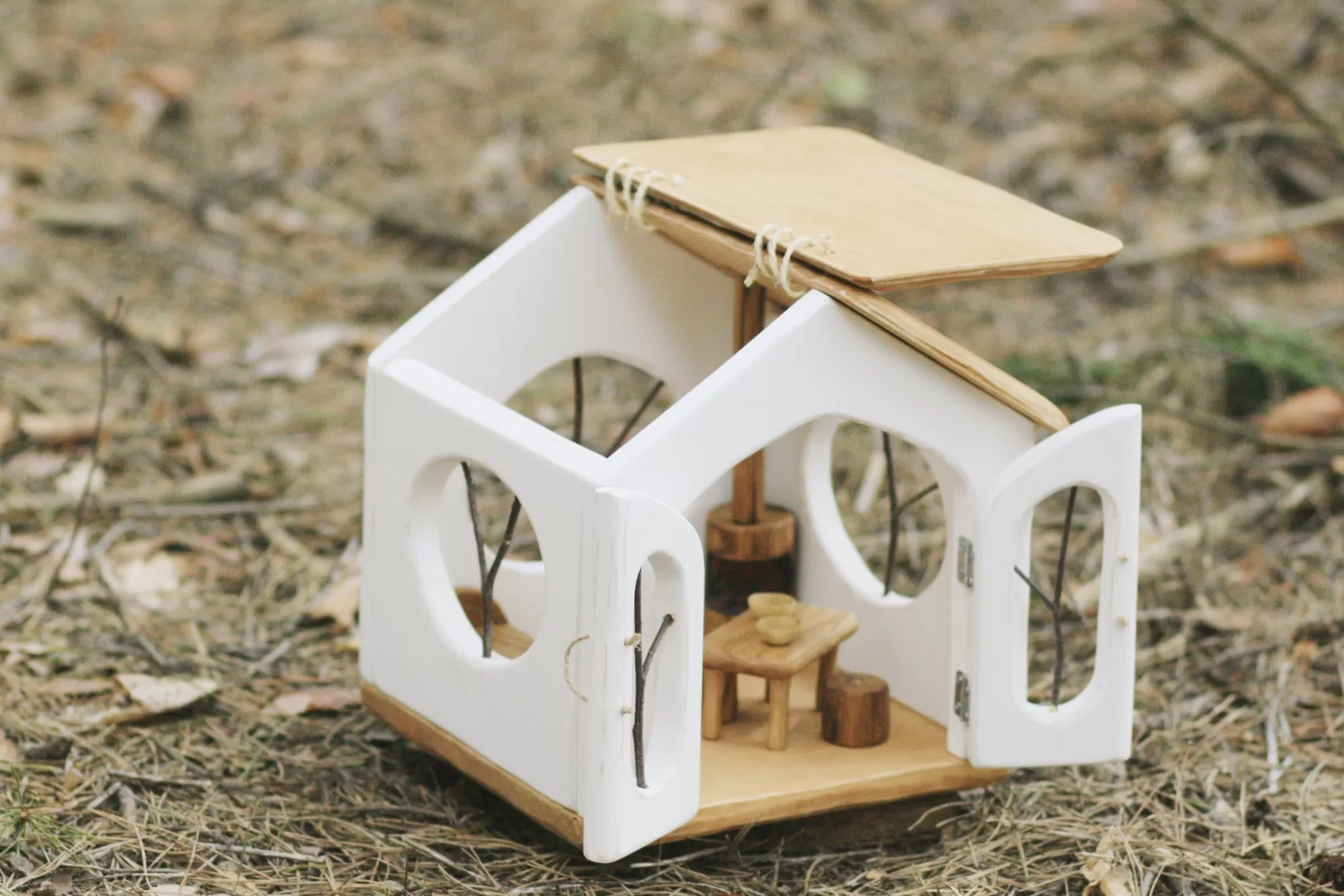 Tateplota Doll Accessories-Wooden Doll House - The Cottage