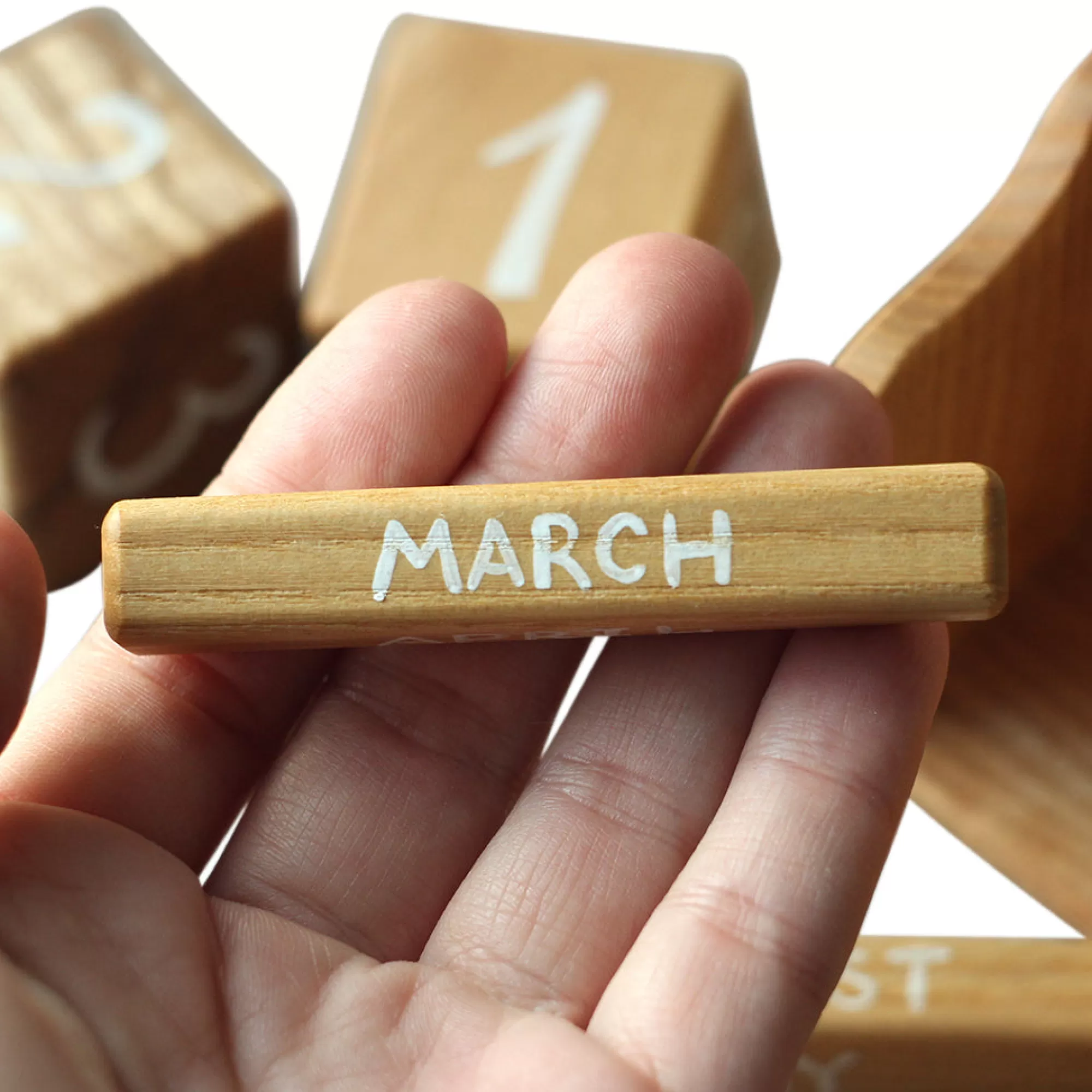 Oshkin Wooden Craft Montessori Toys-Wooden Perpetual Calendar