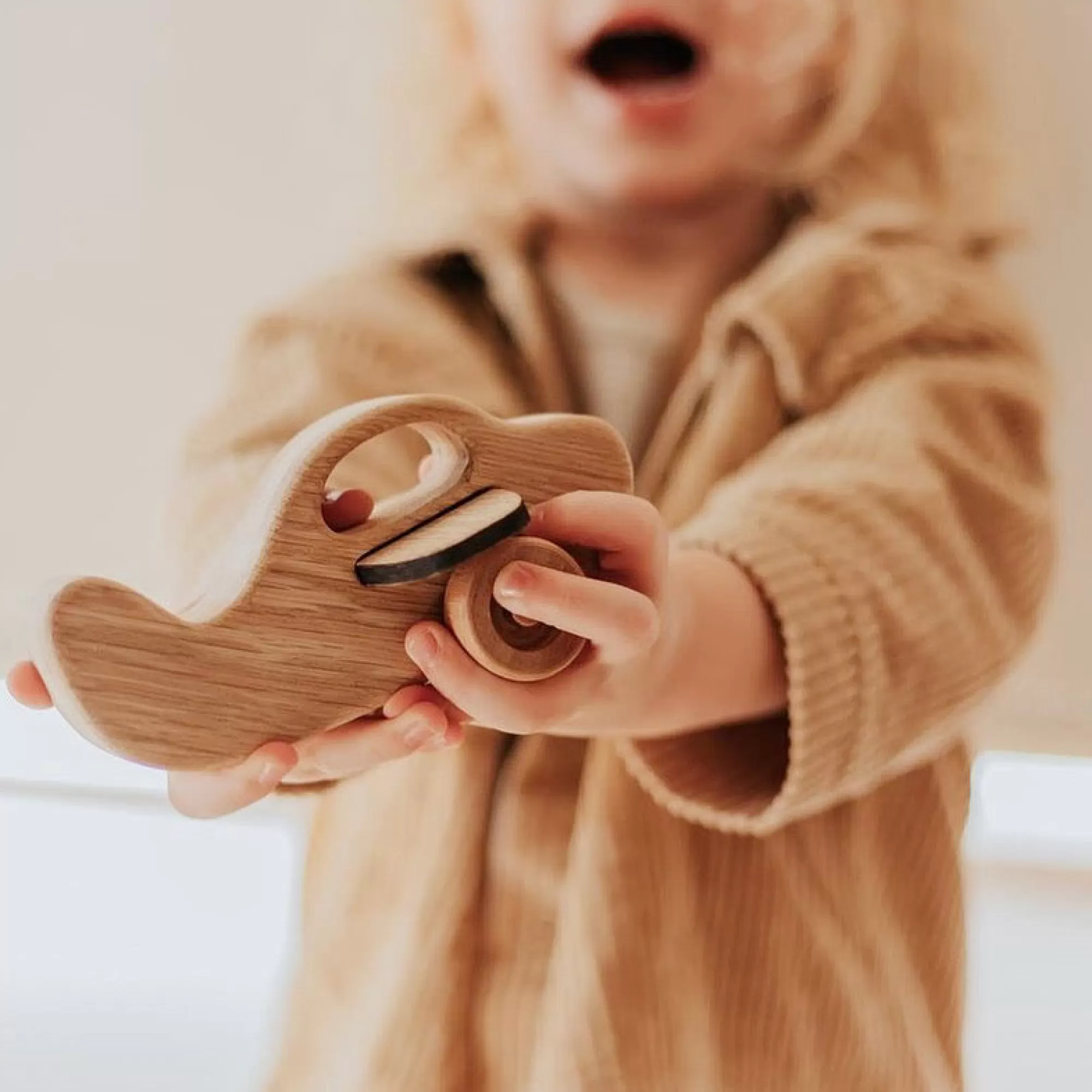 Kubi Dubi Airplanes-Wooden Plane - Airy