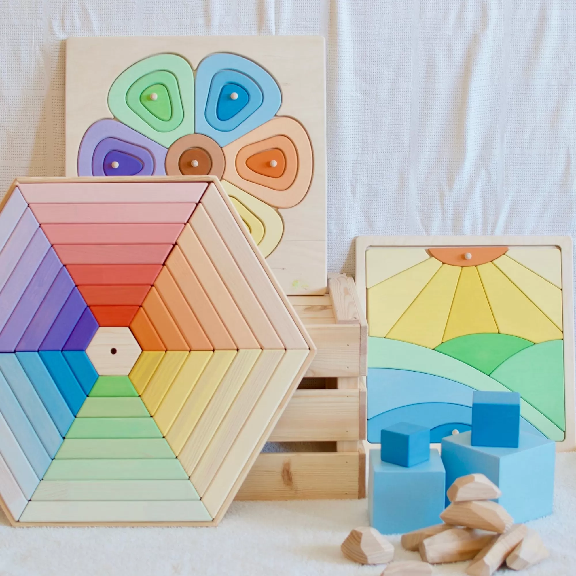 Playful Wood Montessori Toys-Wooden Puzzle Flower - Large