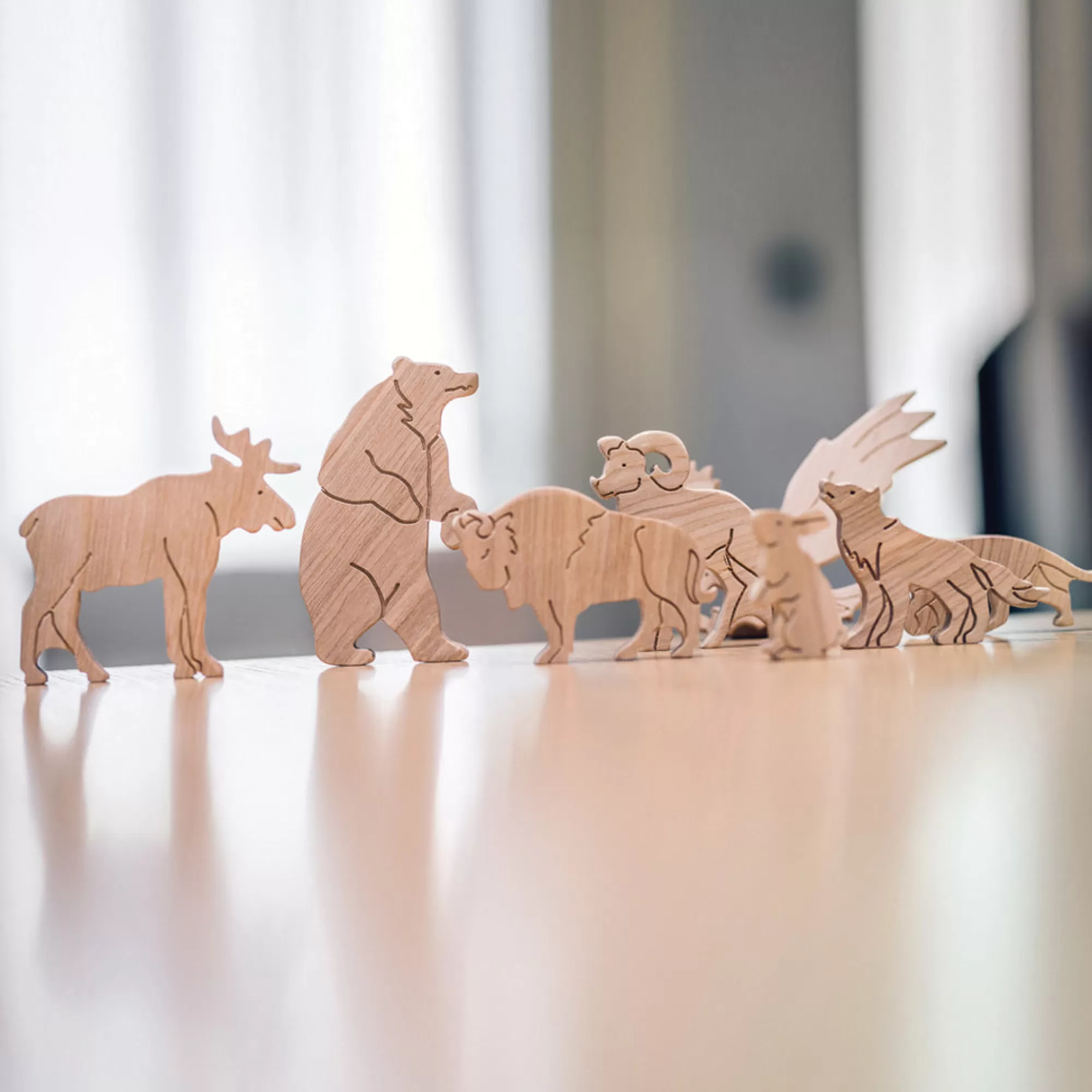 Kubi Dubi Montessori Toys-Wooden Sorting Puzzle - Animals Of North America